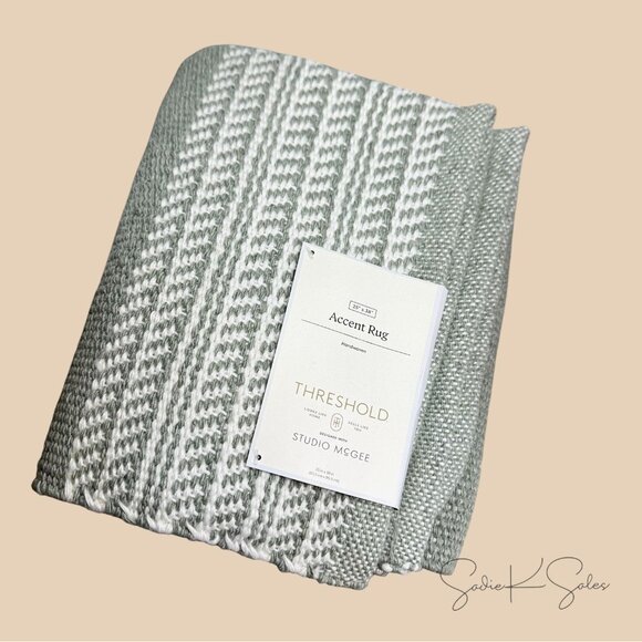 2'1"x3'2" Handwoven Scatter Accent Rug Green/Ivory - Threshold Studio McGee - Picture 5 of 5